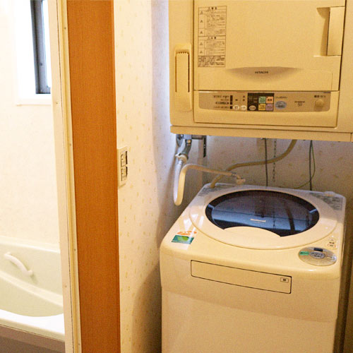 2F ランドリー